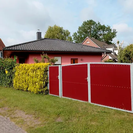 Wuschels Hütt Ferienhaus Ostseeheilbad Zingst